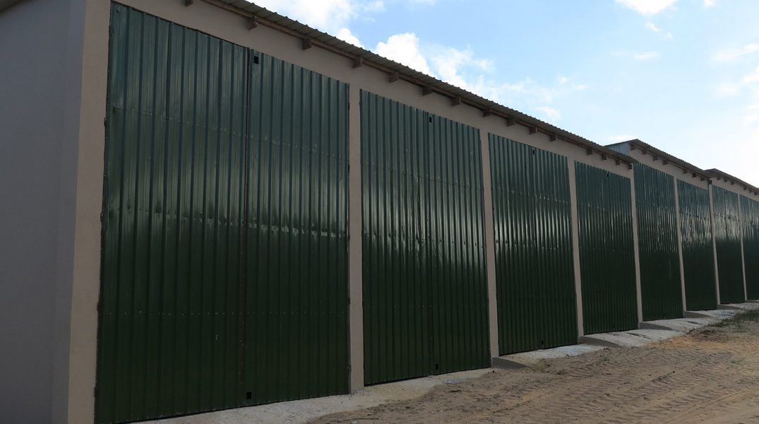 Services boat houses